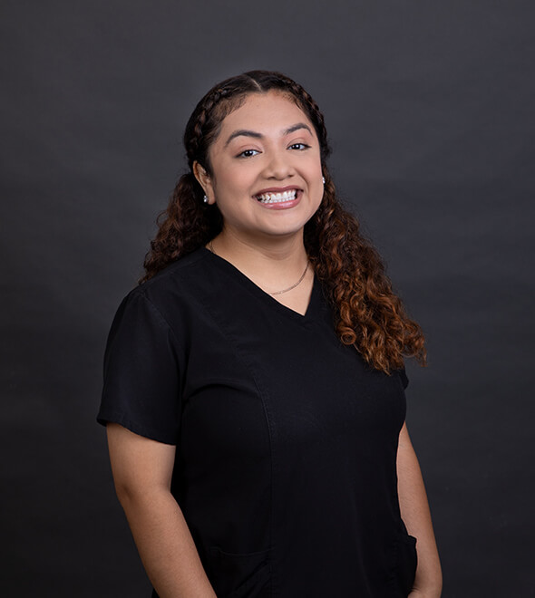 evelyn dental assistant